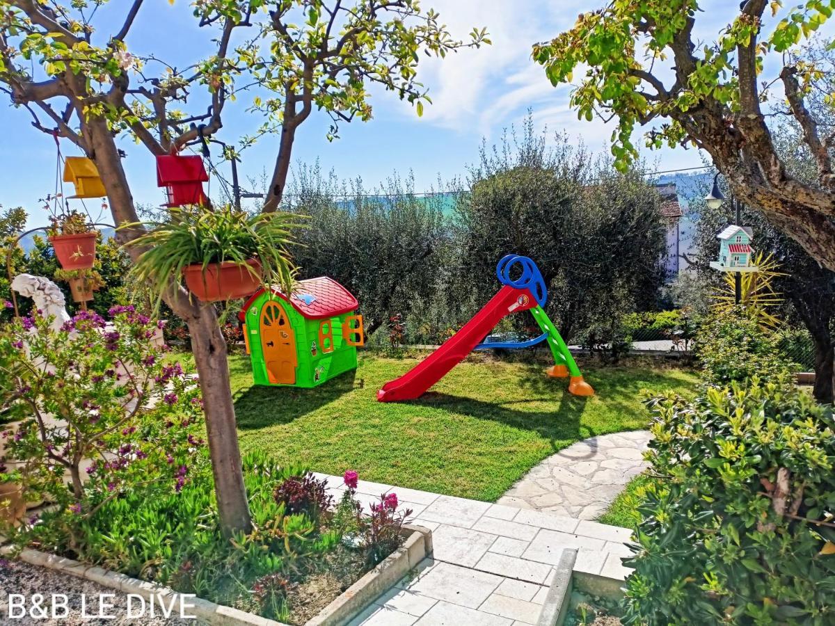 B&B Le Dive Ostra Bagian luar foto