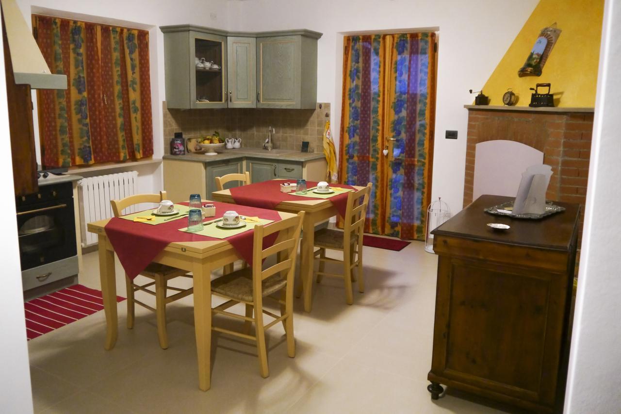 B&B Le Dive Ostra Bagian luar foto
