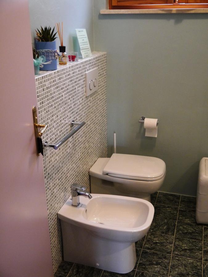 B&B Le Dive Ostra Bagian luar foto