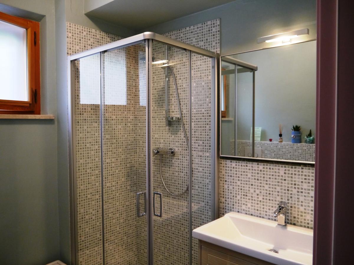 B&B Le Dive Ostra Bagian luar foto